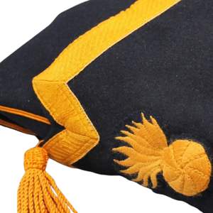 Bonnet de grenadier à cheval de la Garde napoléonienne française, un type de casquette de forage. - Product Image 2