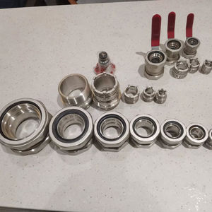 Accesorios de Tubería de Alta Presión y Prensaestopas Flexibles - Hexagonales Iguales con Superficie Lisa OEM/ODM Todos los Tamaños - Product Image 2