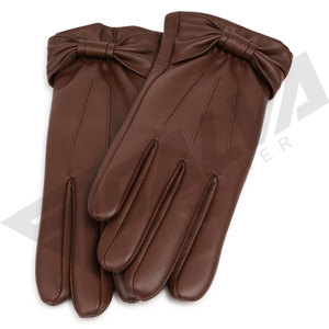 Gants en cuir pour hommes à écran tactile professionnels - SALVA LEATHER Doublure en soie Utilisation hivernale Style élégant Coupe ajustée Prix - Product Image 2
