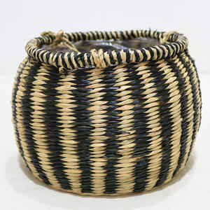 Artex Dong Thap Vietnam Artesanías, Cesta de Almacenamiento de Jacinto de Agua Trenzado, Ecológico, Modelo BH4211A - Product Image 5