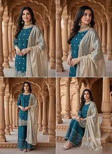 Ensemble Sharara bleu marine brodé avec dupatta pour femme – Tenue ethnique traditionnelle pour fêtes et mariages - Product Image 2