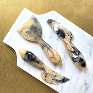 Juego de 3 Cuchillos para Queso de Resina Marmoleada, Duraderos, Aptos para Lavavajillas y Alimentos, Utensilios de Cocina y Servicio para el Hogar - Product Image 4