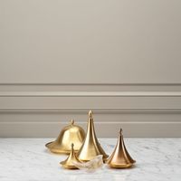 Ensemble de 2 plateaux décoratifs en laiton martelé doré en forme de dôme, artisanat métallique bohème pour le Ramadan