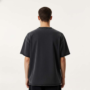Camiseta de Manga Corta Extra Grande de Algodón Jersey para Hombre con Logotipo Estampado en la Parte Delantera, Diseño Casual con Cuello Redondo - Product Image 5