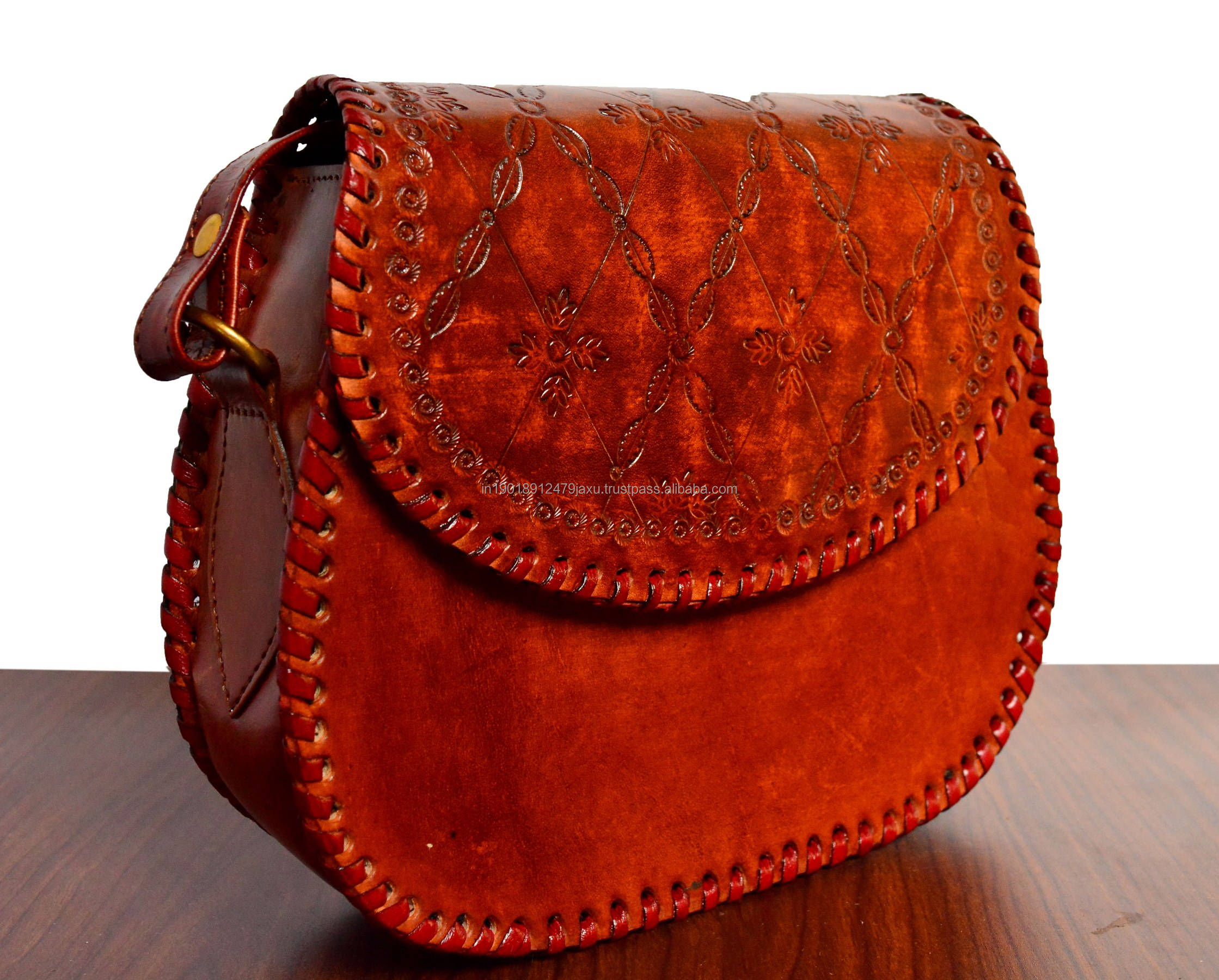 สีน้ำตาล