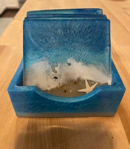 Imán de Resina para Refrigerador con Decoración de Conchas, Artesanía de Resina Hecha a Mano para un Estilo Costero - Product Image 1