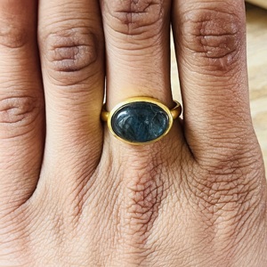 Anillo de Latón con Labradorita de Estilo Lujoso, Diseño Vintage, Chapado en Oro de 18k, Ajustable, Estilo Boho, Diseño Ovalado, Anillo para Mujer - Product Image 6