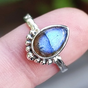 <b>Labradorite</b> <b>Ring</b> 925 Sterling Silver Handmade Boho Statement Promise <b>Ring</b> for Women Natural Pear Shape Gemstone Jewelry - Product Image 2