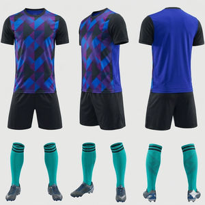 Proveedor Directo de Fábrica OEM, Uniforme de Fútbol 100% Poliéster, Antibacterial, Transpirable, de Secado Rápido, Ropa Deportiva Corta para Equipos, Personalizable - Product Image 1