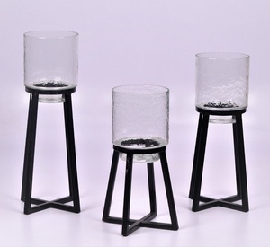 ROSHAN HANDICRAFTS Portavelas Tripod de Hierro Hechos a Mano, Ecológicos, Estilo Industrial Minimalista, Funcionalidad Elegante para Comedor Moderno - Product Image 3