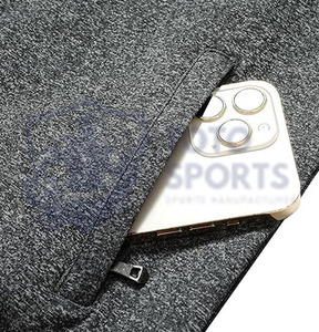 Ensemble de survêtement pour femme de qualité supérieure, confortable, fin, respirant, hautement élastique, léger, avec logo personnalisé, fermeture éclair, design tendance - Product Image 4