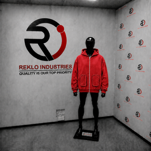 Sudadera con capucha roja lavada de gran tamaño con cremallera completa, estilo vintage streetwear, corte holgado, con bolsillos delanteros dobles con parche. - Product Image 3