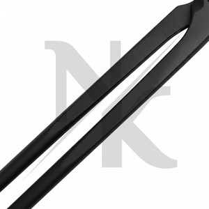 Outil de fermeur chirurgical 3-en-1 robuste et réutilisable en acier forgé – Extracteur de ferrures, écarteur et coupe-clous pour chevaux, avec poignée ergonomique pour une utilisation toute la journée - Product Image 3