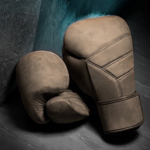 ขายส่งถุงมือชกมวยปี 2026 แบบกำหนดโลโก้ได้ ทนทาน คุณภาพสูง สำหรับออกกำลังกายและฝึกซ้อม ขนาด XL สำหรับผู้ใหญ่ ป้องกันมือ ขนาด 6oz 10oz 14oz ผลิตตามสั่ง - Product Image 4