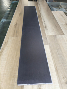 Mejor Precio, Nuevo Diseño, Piso Vinílico SPC LVT de 4-6mm de Grosor con Sistema de Clic, Antideslizante e Impermeable para Oficina y Cocina - Product Image 5