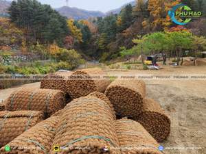 Alfombra de fibra de coco/palma inspirada en la naturaleza para suelos decorativos y para crear una atmósfera relajante en jardines y patios. - Product Image 3