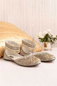 Calzado Khussa para Mujer de Material Duradero y Calidad Premium, Diseño Moderno con Estampado, Tela Antideslizante y Suela Antideslizante - Product Image 3