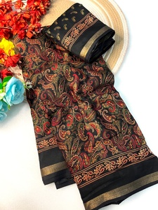Designer Beautiful Elegant Mul Mul Cotton <b>Saree</b> Paired With Unstitched Matching Blouse Piece - Product Image 5
