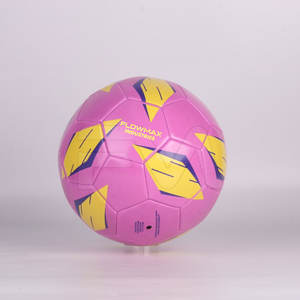 Ballon de football cousu à la machine, haute performance, dernier style, fabriqué au Pakistan, service OEM - Product Image 2