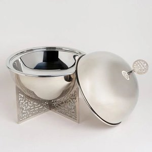 Casserole ronde en métal islamique de luxe avec couvercle en dôme poli, réchauffeur de nourriture isolé pour la maison, les hôtels et la restauration - Product Image 2