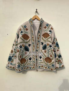 Chaqueta Bordada a Mano para Mujer, Estilo Suzani, Acolchado Kantha, Frente Abierto, Prenda Exterior Étnica Tradicional, Venta al Por Mayor de Fábrica - Product Image 2