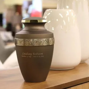 Urna Funeraria de Latón Macizo Estilo Rústico Griego, Bronce, Superventas - Product Image 2