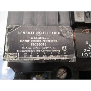 Interruptor de Circuito General Electric TEC36015 de 3 Polos - Equipo y Piezas de Semiconductores de Confianza de Marca Global - Product Image 1