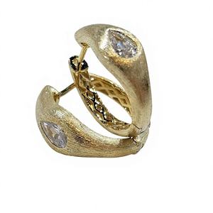 Boucles d'oreilles créoles en argent 925 de Hong Kong, plaquées rhodium/argent, zircon en forme de poire, 20 mm, cadeau tendance pour femmes, bijoux de haute qualité en gros - Product Image 4