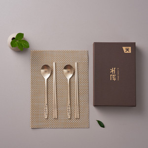 NOBBAN Anseong Premium Vaisselle coréenne traditionnelle en laiton forgé à la main, style fleur de prunier, pour 4 personnes (cuillères et baguettes) - Product Image 4