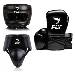 Ensemble de sparring de boxe MMA personnalisé Fly Black en cuir de vachette véritable à lacets, comprenant des gants de boxe, un protège-tête et une protection inguinale - Product Image 1