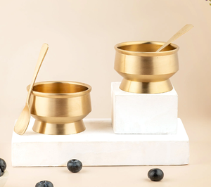 Tazón de helado de latón de alta calidad, precio económico, para uso en la cena, juego de 4 piezas de cuchara y tazón. - Product Image 1