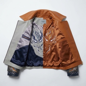 Blouson de motard asymétrique en cuir marron clair à col large, motif flamme brodé, color block, vêtement d'extérieur moto pour homme - Product Image 5