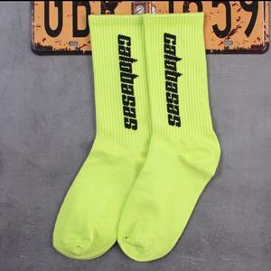 Chaussettes en coton recyclé biologique tricotées, anti-humidité, pour hommes et enfants, en tissu éponge épais, pour l'hiver, la randonnée et le travail. - Product Image 2
