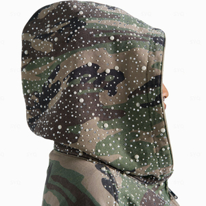Sudadera con capucha de moda con logo personalizado estampado, camuflaje y pedrería, con cremallera, de algodón grueso y forro polar, estilo oversize, streetwear unisex - Product Image 4