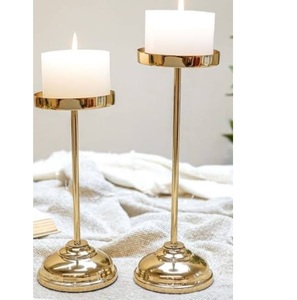 Support de bougie en métal sur mesure avec finition dorée, fait main, décoratif, pour table - Product Image 1