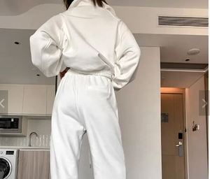 ชุดวอร์มผ้าคอตตอนถักทรง Y2K แบบขาบานสำหรับผู้หญิง เสื้อครอปทรงเข้ารูปพร้อมฮู้ด ชุดเซ็ตสเวตสูทขาดๆ แบบสกินนี่สำหรับผู้หญิง - Product Image 2