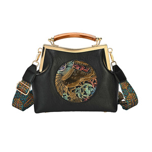 Bolso de Mano Boston de Cuero PU con Estampado Floral de Elefantes Vintage, Impermeable, Ligero, con Correa Estampada para Viajes Diarios - Product Image 1
