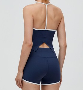 Ensemble de yoga 2 pièces pour femme, motif uni, soutien-gorge et short de sport pour l'automne, tenue de sport et ensemble de gym, longueur genou, taille élastique - Product Image 3