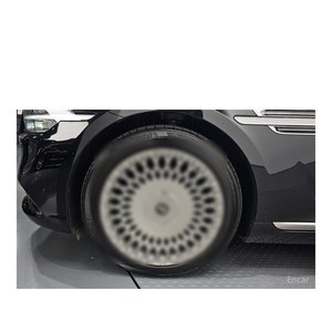 Genesis G90 3.8 AWD avec boîte de vitesses automatique et sièges en cuir, modèle avril 2021, 69 054 km, conduite à gauche, caméra arrière - Product Image 5