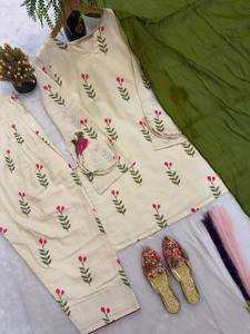 Conjunto de traje Salwar TENNECY para mujer, de algodón puro camericano, con mangas elegantes y adornos Latkan Farshi, para todas las temporadas, ideal para bodas. - Product Image 4