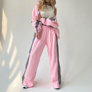 Ensemble de survêtement rose pour femme, coupe ample, pantalon long avec poches latérales, séchage rapide, matière légère - Product Image 2