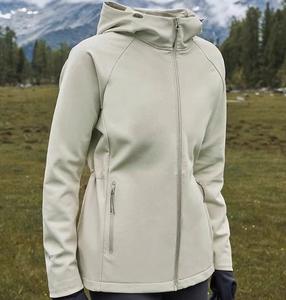 เสื้อแจ็คเก็ตกันน้ำพิมพ์โลโก้ได้ตามสั่ง เสื้อแจ็คเก็ตกันลมสำหรับผู้ชาย เสื้อแจ็คเก็ตซอฟต์เชลล์สำหรับเล่นกีฬาผู้ชาย เสื้อแจ็คเก็ตสำหรับตั้งแคมป์กลางแจ้ง - Product Image 4