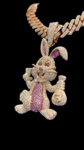 Colgante de Lujo de Plata 925 Certificada con Personaje de Dibujos Animados de Conejo Grande, Estilo Hip Hop, con Moissanita Colorida Personalizada para Hombre - Product Image 4