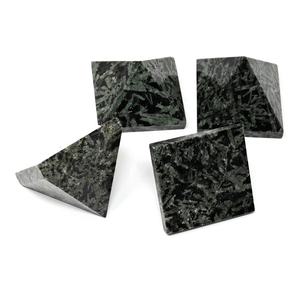 Belle Cristal Vesonite Reiki Pyramide Énergie Polie Guérison Méditation Croissance Spirituelle En Gros Chakra Équilibrage - Product Image 5