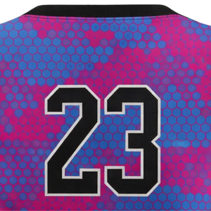 Camiseta de Softbol sin Mangas con Sublimación Total, Patrón Hexagonal Rosa y Azul, Cuello en V, Uniforme Personalizado para Equipo con Número en la Espalda - Product Image 6