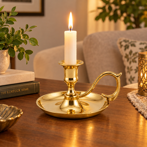 Élégant porte-bougie en laiton avec grande poignée incurvée, fait main, support de bougie conique, décoration de centre de table - Product Image 2