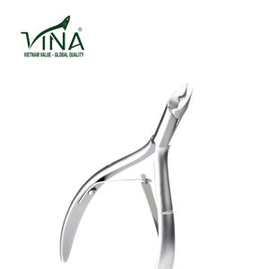 ที่ตัดหนังกำพร้าแบบมืออาชีพ Vina VNC-05-GC สีเทา ทำจากสแตนเลสสตีล ดีไซน์รูปครึ่งวงกลม ตัดได้คมกริบ ทนทาน ใช้ได้ทั้งนิ้วมือและนิ้วเท้า - Product Image 2