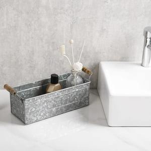 Bandeja de Metal Galvanizado Estilo Rústico para Accesorios de Baño con Asas de Madera para Organización de Encimeras - Product Image 4