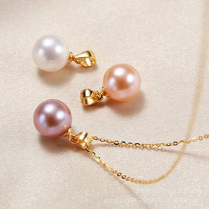 Vente directe du fabricant Chaîne en argent pur S925 avec perle d'eau douce Perle de riz et pendentif à fermoir en forme de graine de melon - Product Image 1