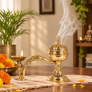 Brûleur d'encens traditionnel en laiton avec poignée courbée, support pour charbon et bakhoor, encensoir vintage en métal, porte-dhoop, décoration Puja - Product Image 3